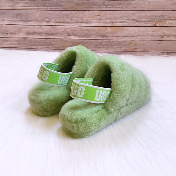 UGG Fluff Yeah Slide Sheepskin Slipper Sandals - Picture 2 of 7